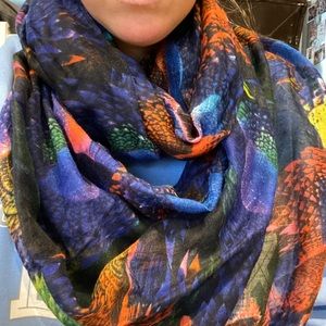 Infinity scarf